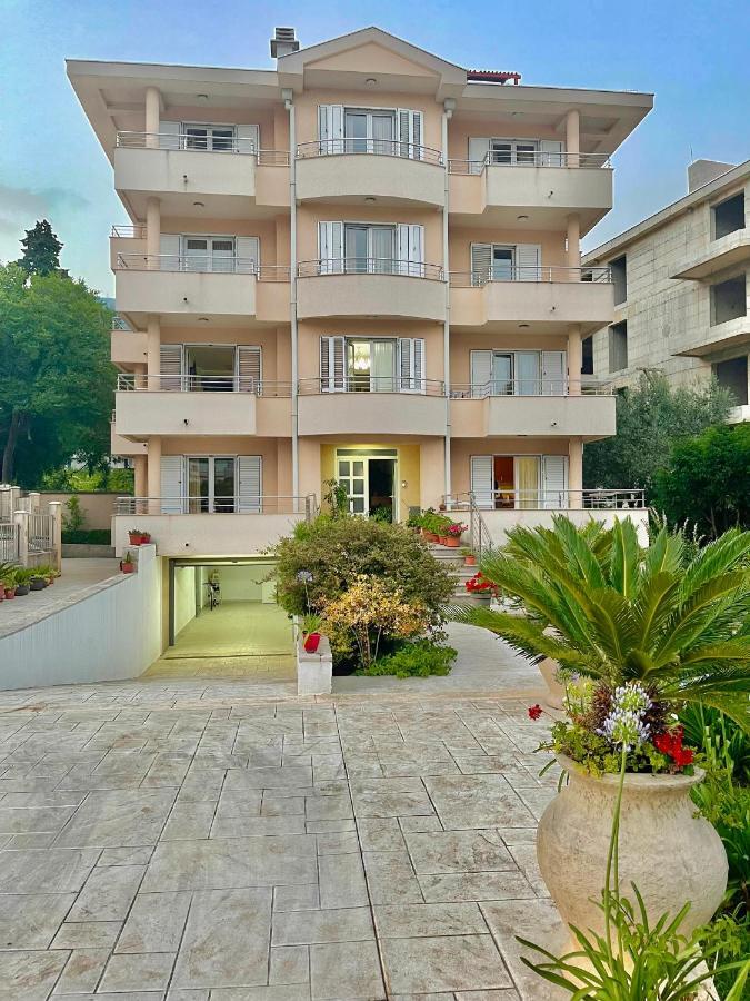 Apartments Boreta Becici Будва Екстер'єр фото