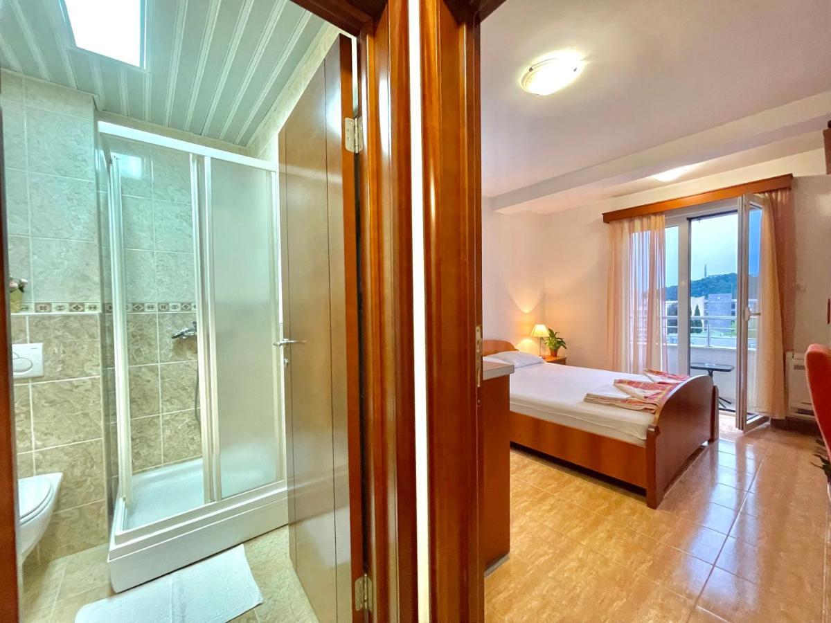 Apartments Boreta Becici Будва Екстер'єр фото
