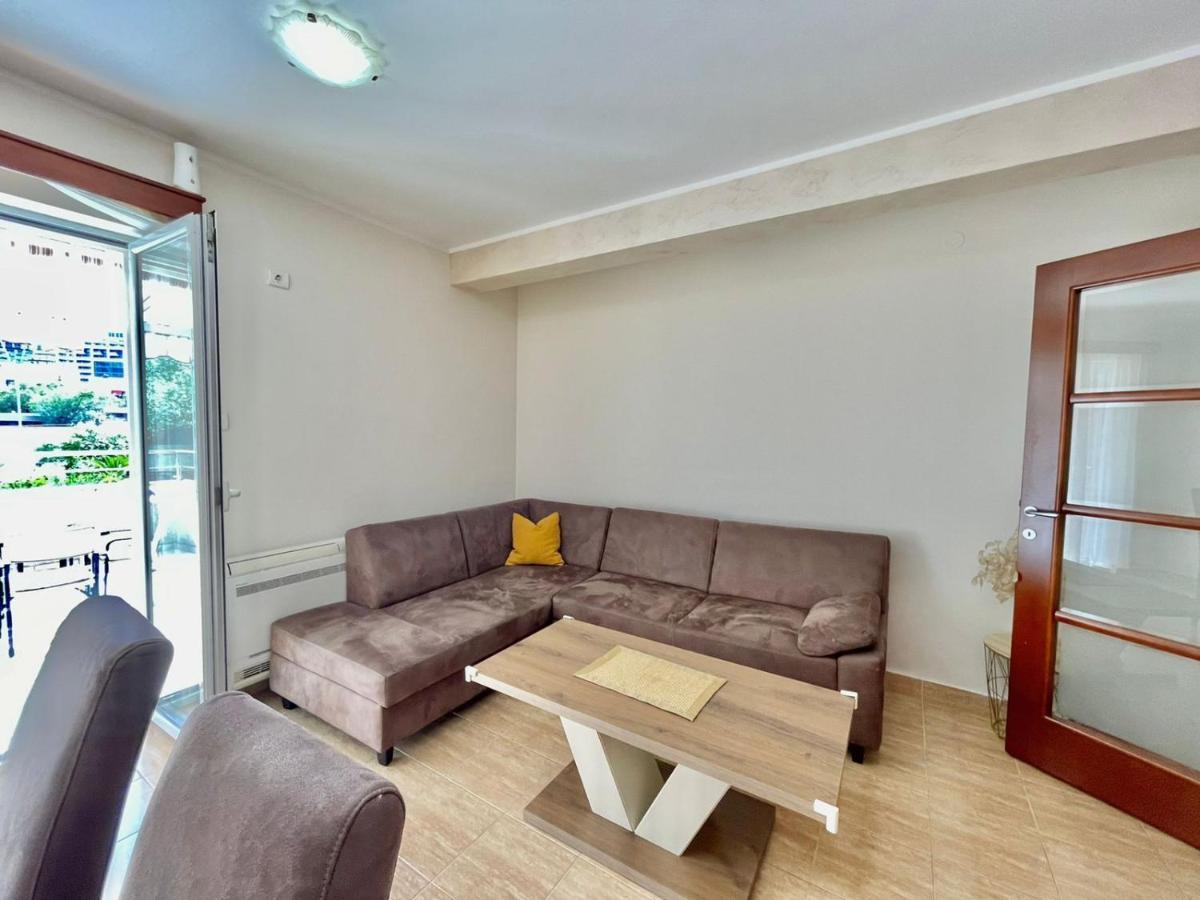 Apartments Boreta Becici Будва Екстер'єр фото