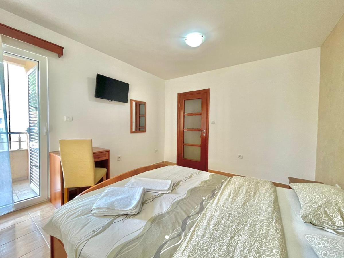Apartments Boreta Becici Будва Екстер'єр фото